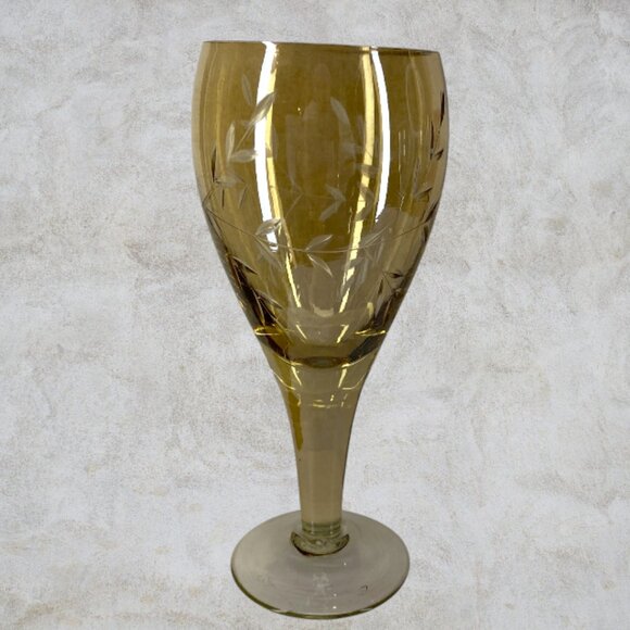 WINE GOBLETS -- Set of 4, Rose/Blue/Amber/Green, Vintage, Etched w/Indiv Designs - Picture 3 of 6